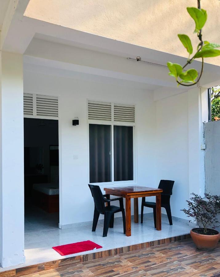 Senarathna Guest House 웰리가마 외부 사진