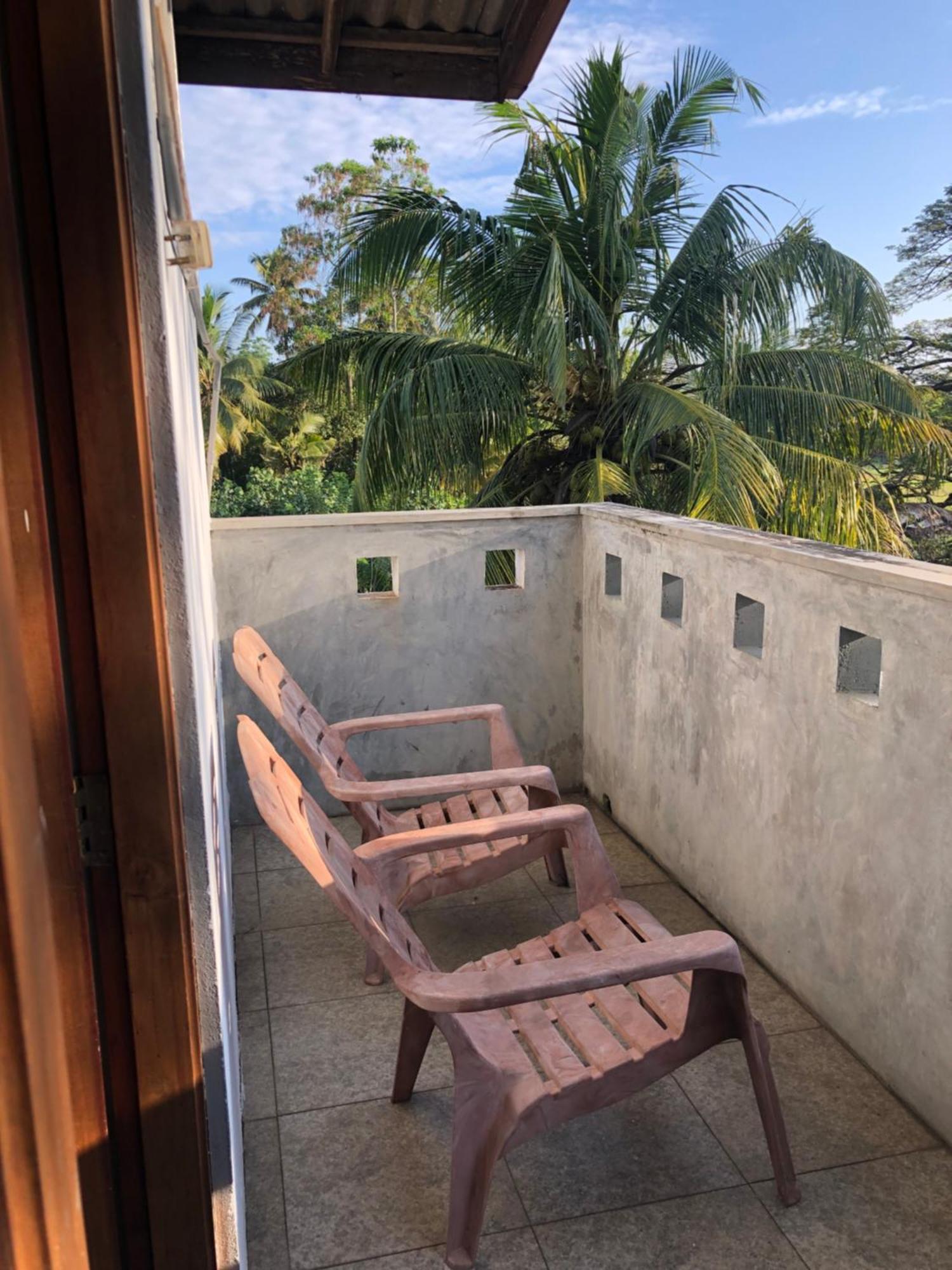 Senarathna Guest House 웰리가마 외부 사진