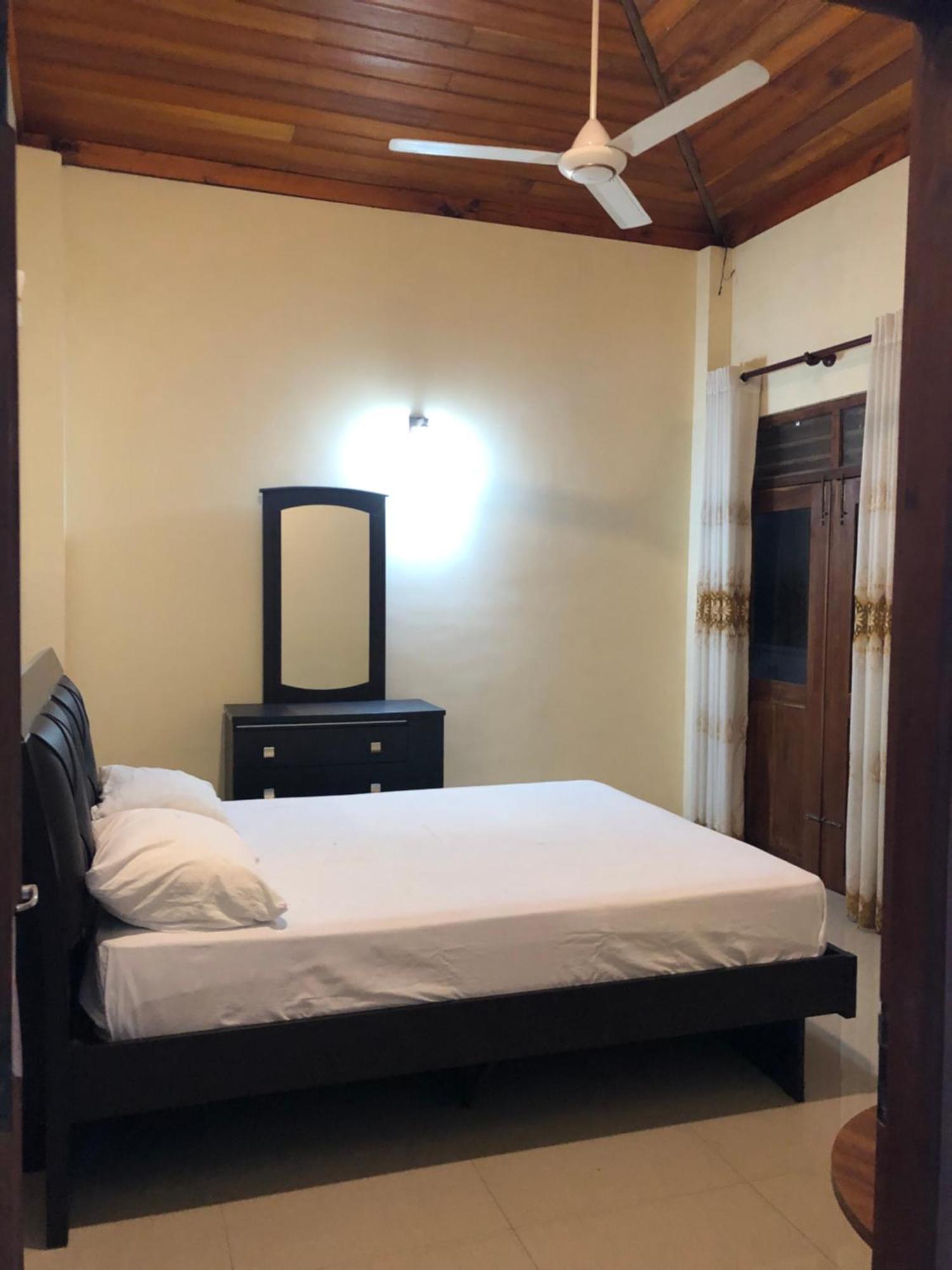 Senarathna Guest House 웰리가마 외부 사진